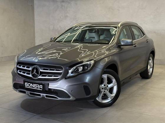 MERCEDES-BENZ GLA 200 1.6 CGI FLEX ADVANCE 7G-DCT